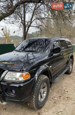Позашляховик / Кросовер Mitsubishi Pajero Sport 2008 в 