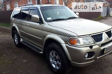 Внедорожник / Кроссовер Mitsubishi Pajero Sport 2007 в 