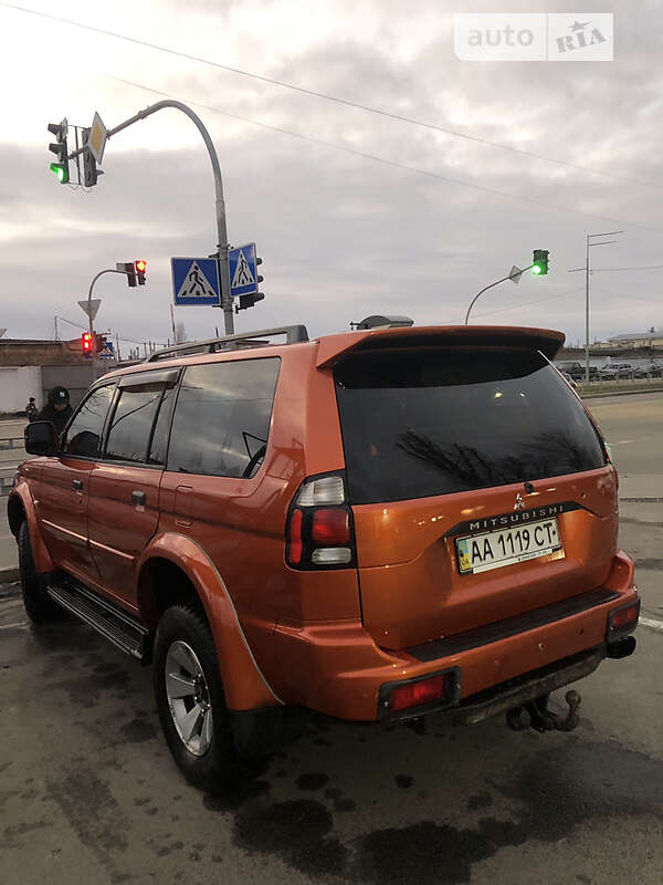 Внедорожник / Кроссовер Mitsubishi Pajero Sport 2007 в Киеве