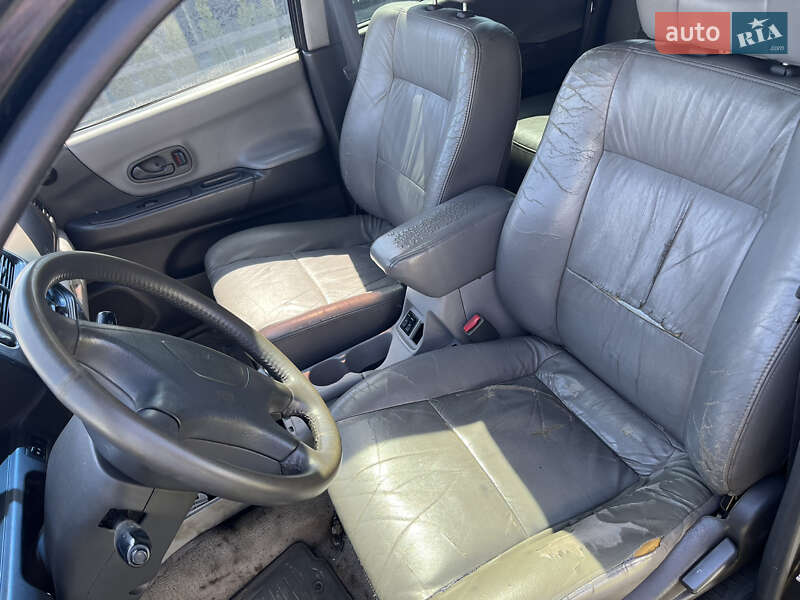 Позашляховик / Кросовер Mitsubishi Pajero Sport 2001 в Львові