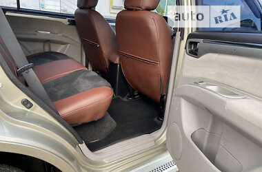 Внедорожник / Кроссовер Mitsubishi Pajero Sport 2011 в 