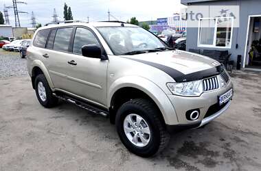 Внедорожник / Кроссовер Mitsubishi Pajero Sport 2011 в Львове