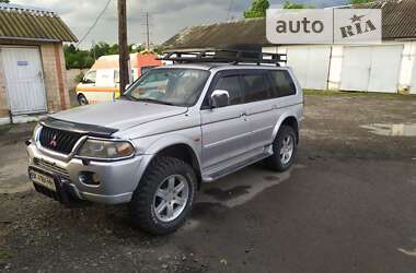 Внедорожник / Кроссовер Mitsubishi Pajero Sport 2002 в Дубно