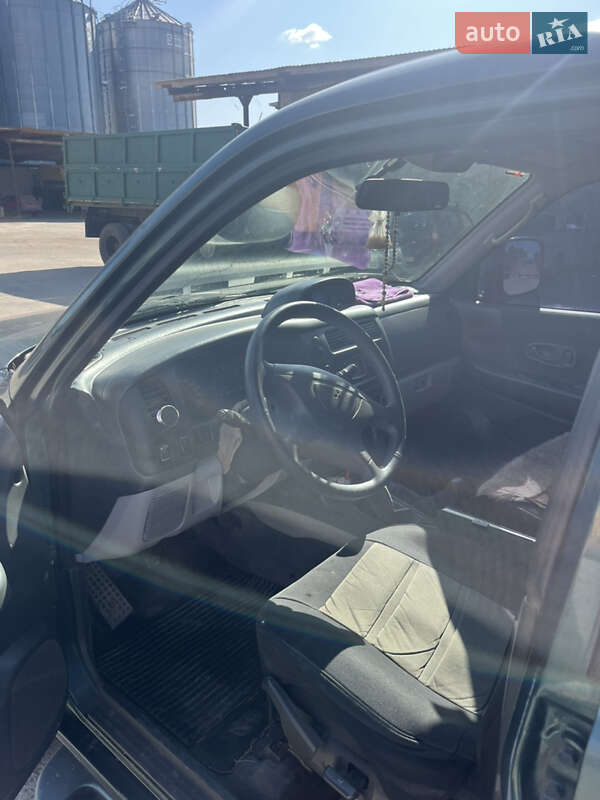 Внедорожник / Кроссовер Mitsubishi Pajero Sport 2003 в Володарке