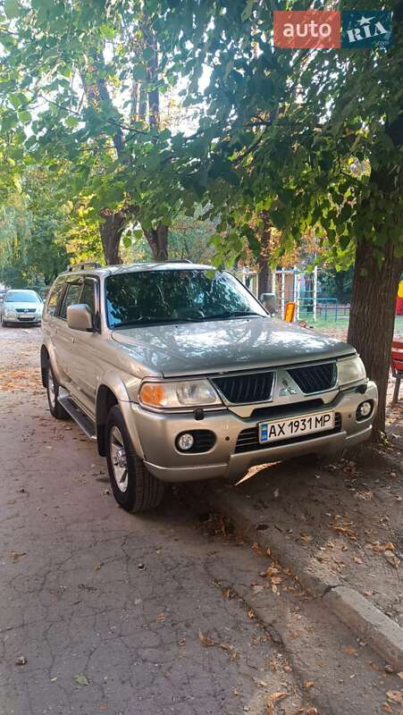 Внедорожник / Кроссовер Mitsubishi Pajero Sport 2006 в Харькове