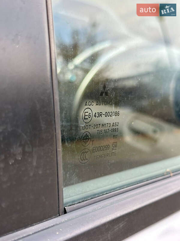 Позашляховик / Кросовер Mitsubishi Pajero Sport 2014 в Турці