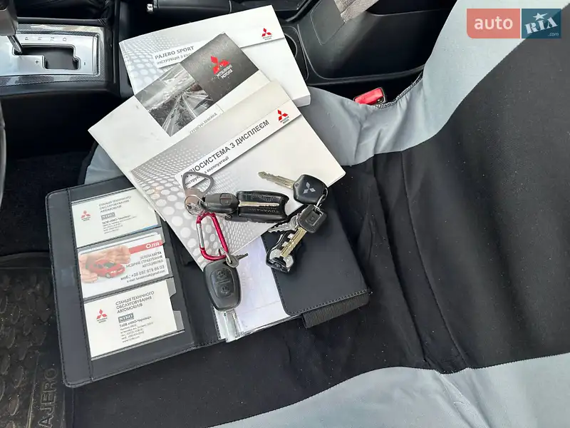 Позашляховик / Кросовер Mitsubishi Pajero Sport 2014 в Турці документ