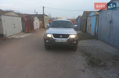 Позашляховик / Кросовер Mitsubishi Pajero Sport 2003 в Львові