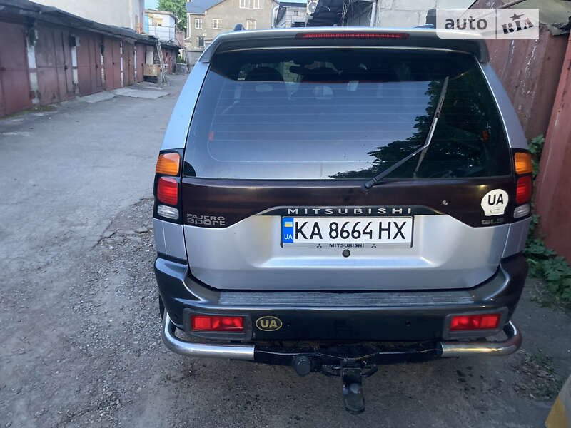 Внедорожник / Кроссовер Mitsubishi Pajero Sport 2004 в Киеве