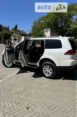 Позашляховик / Кросовер Mitsubishi Pajero Sport 2014 в Одесі