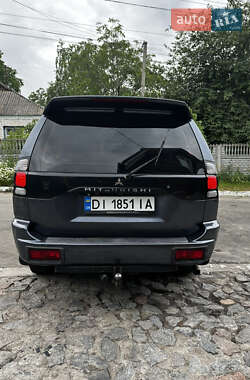 Внедорожник / Кроссовер Mitsubishi Pajero Sport 2007 в 