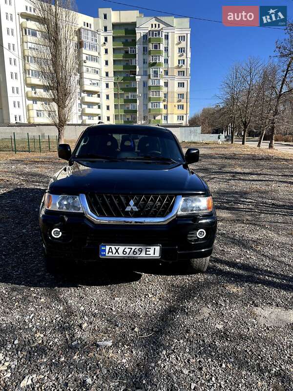 Внедорожник / Кроссовер Mitsubishi Pajero Sport 2007 в Харькове