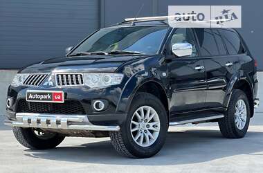 Позашляховик / Кросовер Mitsubishi Pajero Sport 2012 в Львові