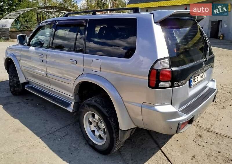 Внедорожник / Кроссовер Mitsubishi Pajero Sport 2008 в Изюме