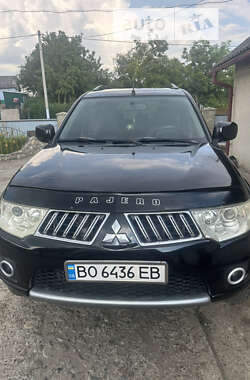 Позашляховик / Кросовер Mitsubishi Pajero Sport 2011 в Тернополі