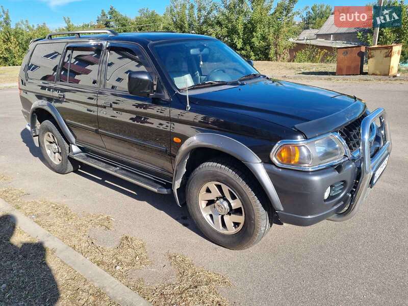 Позашляховик / Кросовер Mitsubishi Pajero Sport 2004 в Богуславі