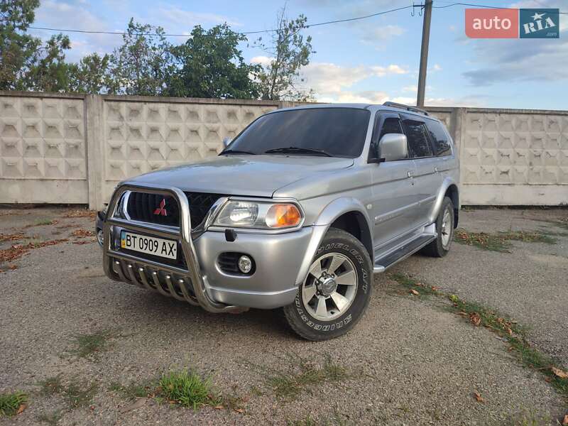 Mitsubishi Pajero Sport 2006