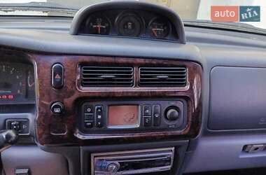 Внедорожник / Кроссовер Mitsubishi Pajero Sport 2003 в 