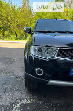 Внедорожник / Кроссовер Mitsubishi Pajero Sport 2010 в Одессе