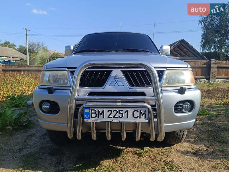 Внедорожник / Кроссовер Mitsubishi Pajero Sport 2006 в Глухове