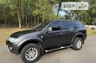 Позашляховик / Кросовер Mitsubishi Pajero Sport 2012 в Вінниці