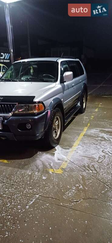 Внедорожник / Кроссовер Mitsubishi Pajero Sport 2005 в Рахове