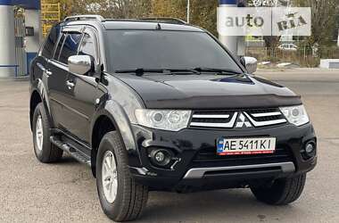 Позашляховик / Кросовер Mitsubishi Pajero Sport 2015 в Миколаєві