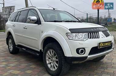 Внедорожник / Кроссовер Mitsubishi Pajero Sport 2012 в Стрые