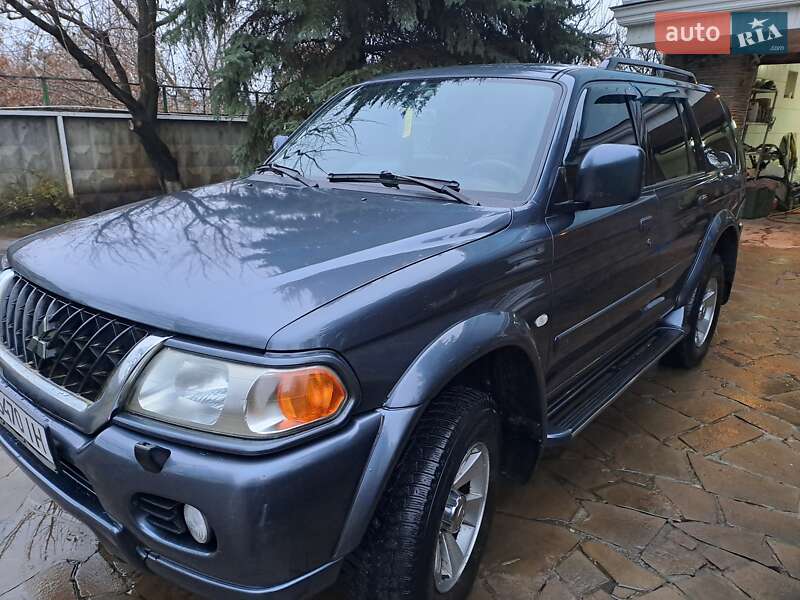 Внедорожник / Кроссовер Mitsubishi Pajero Sport 2008 в Киеве