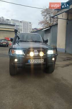 Позашляховик / Кросовер Mitsubishi Pajero Sport 2006 в Києві