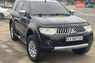 Позашляховик / Кросовер Mitsubishi Pajero Sport 2011 в Харкові