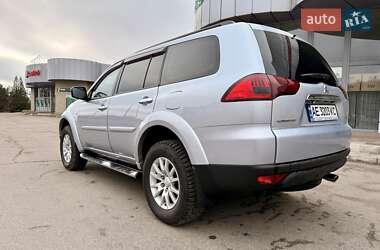 Позашляховик / Кросовер Mitsubishi Pajero Sport 2011 в Кам'янському