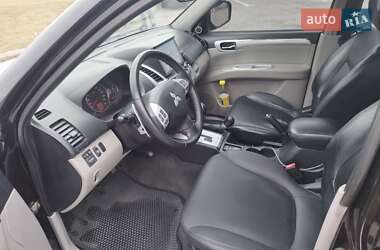 Внедорожник / Кроссовер Mitsubishi Pajero Sport 2011 в 