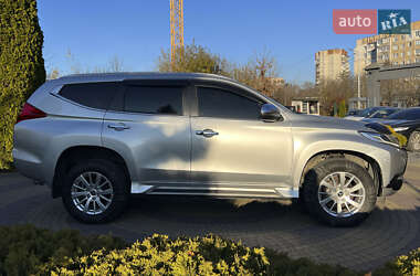 Внедорожник / Кроссовер Mitsubishi Pajero Sport 2017 в Львове