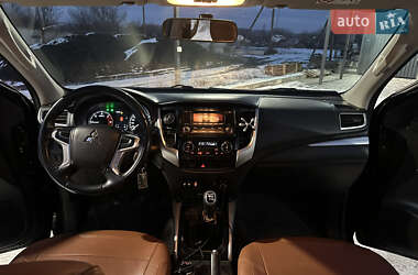 Внедорожник / Кроссовер Mitsubishi Pajero Sport 2016 в 
