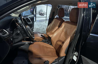 Внедорожник / Кроссовер Mitsubishi Pajero Sport 2016 в 