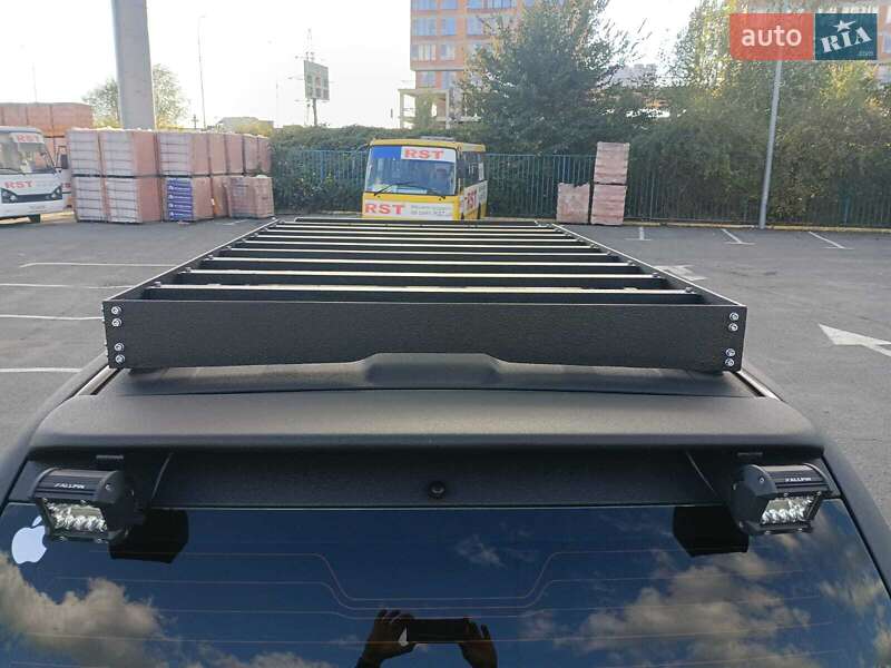 Внедорожник / Кроссовер Mitsubishi Pajero Sport 2010 в Ужгороде