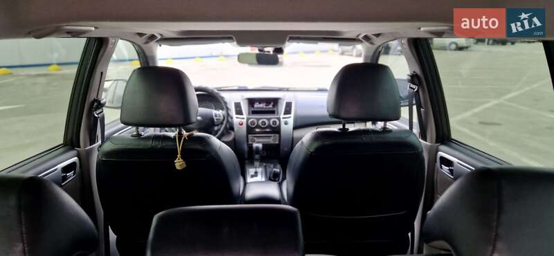 Внедорожник / Кроссовер Mitsubishi Pajero Sport 2012 в Кременчуге