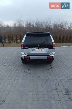 Внедорожник / Кроссовер Mitsubishi Pajero Sport 2005 в Зборове