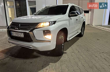 Внедорожник / Кроссовер Mitsubishi Pajero Sport 2021 в Киеве