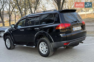 Позашляховик / Кросовер Mitsubishi Pajero Sport 2011 в Камені-Каширському