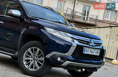 Внедорожник / Кроссовер Mitsubishi Pajero Sport 2019 в 