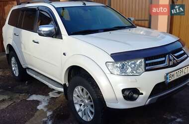 Внедорожник / Кроссовер Mitsubishi Pajero Sport 2014 в 