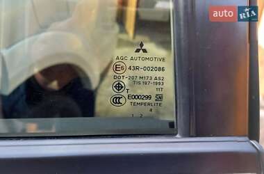 Внедорожник / Кроссовер Mitsubishi Pajero Sport 2014 в 