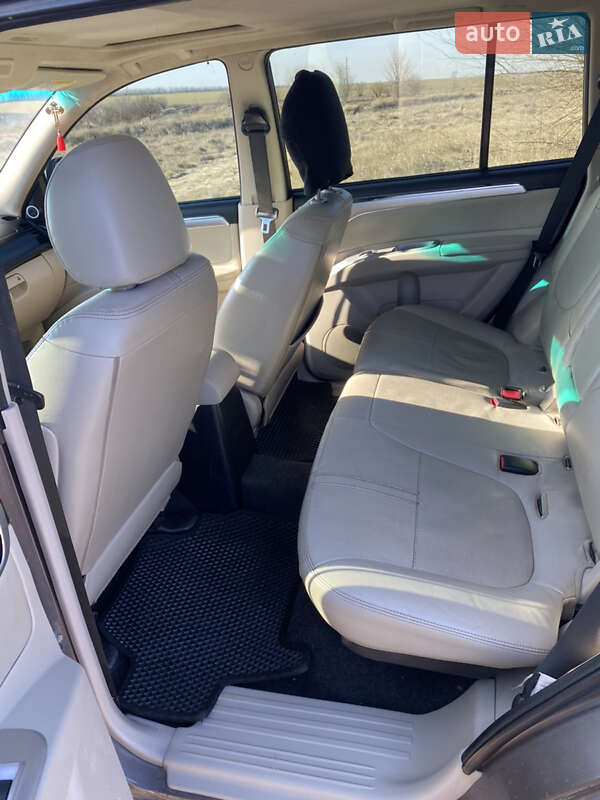 Внедорожник / Кроссовер Mitsubishi Pajero Sport 2013 в Первомайске