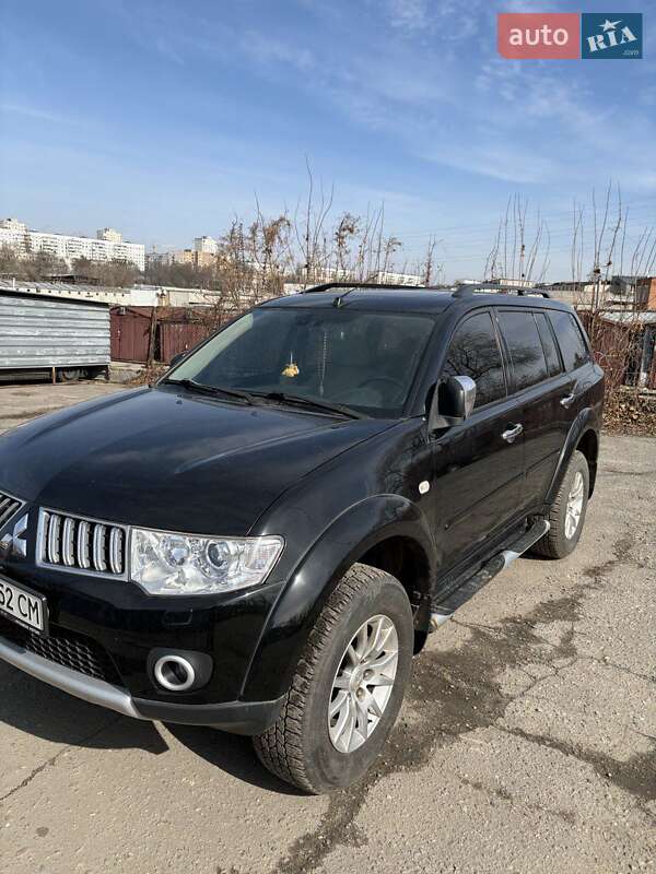 Внедорожник / Кроссовер Mitsubishi Pajero Sport 2011 в Харькове фото 4 Внедорожник / Кроссовер Mitsubishi Pajero Sport 2011 в Харькове