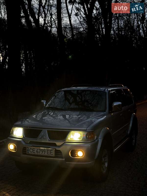 Внедорожник / Кроссовер Mitsubishi Pajero Sport 2008 в Черновцах