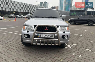Внедорожник / Кроссовер Mitsubishi Pajero Sport 2006 в 