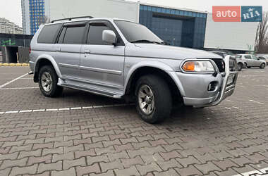 Внедорожник / Кроссовер Mitsubishi Pajero Sport 2006 в 