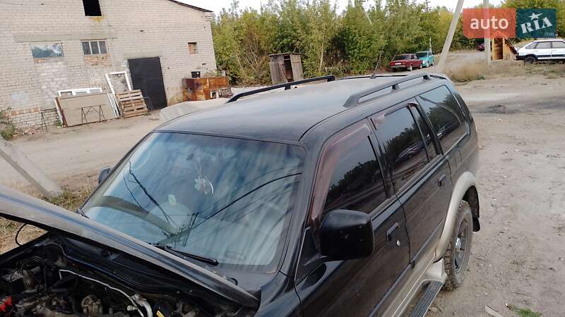 Внедорожник / Кроссовер Mitsubishi Pajero Sport 2004 в Лубнах